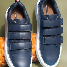 Bata Men Round Toe Velcro Sneakers-image-73