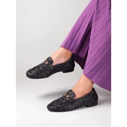 Monrow Cora Black Loafers-picture-32