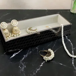 THE HOME CO. Silver Toned & White Textured Jewellery Organiser-image-79