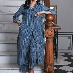 SAVI Striped Shirt Collar Pure Cotton A-Line Kurta With Trousers-picture-33