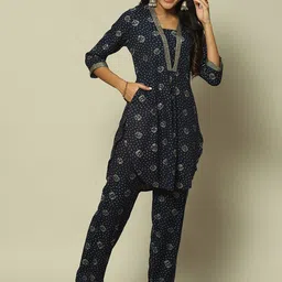 Rangriti Ethnic Motifs Printed Kurti With Trousers-18