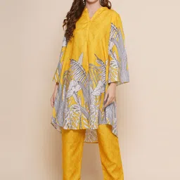 Bhama Couture Floral Printed Regular Kurta with Palazzos-image-2