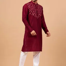 HILO DESIGN Floral Yoke Design Thread Work Silk Kurta-image-79