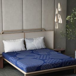 DDecor Blue & White Geometric Cotton 140 TC King Bedsheet With 2 Pillow Covers-picture-34