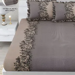 DREAM WEAVERZ Grey Floral 260 TC Double King Fitted Bedsheet with 2 Frill Pillow Covers-image-25