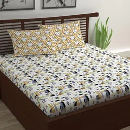 Divine Casa White & Green Blend Cotton 120 TC Double Bedsheet with 2 Pillow Covers-image-57