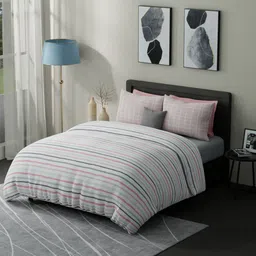 United Colors of Benetton  Boutique Pure Cotton Super King Bedsheet with 2 Pillow Covers-image-94