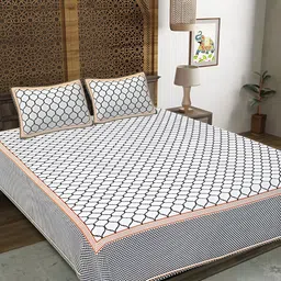 LIVING ROOTS White & Green Geometric Printed Cotton 210 TC King Bedsheet Set-18