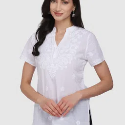 PARAMOUNT CHIKAN Embroidered Chikankari Mandarin Collar Top-18
