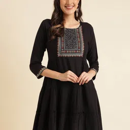HERE&NOW Floral Embroidered Above Knee A-Line Kurta-picture-49