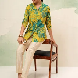 Vishudh Tropical Printed Lapel Collar Shirt Style Top-image-30