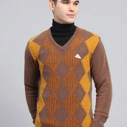 Monte Carlo Men Checked V-Neck Woollen Long Sleeves Pullover-image-19