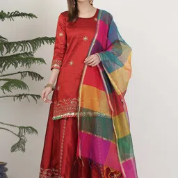 KAANCHIE NANGGIA Floral Embroidered Ready to Wear Lehenga & Blouse With Dupatta-picture-21