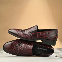 CARLO ROMANO Men Textured Round Toe Leather Formal Loafers-image-79