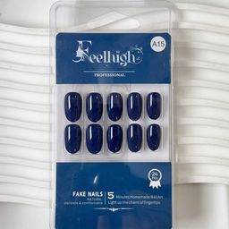 FEELHIGH Set of 24 Reusable Long Lasting Artificial Fake Nail Set - 15-26