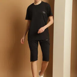 VIMAL JONNEY Printed Half Sleeves T-Shirt With Capris-picture-36