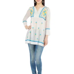 VAHSON Floral Embroidered V-Neck Chikankari Chikankari Kurti-picture-38