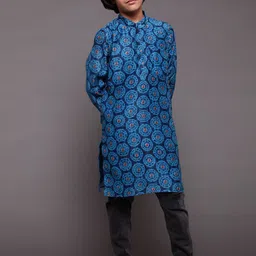 Aks Kids Boys Ethnic Motifs Printed Chanderi Silk Kurta-49