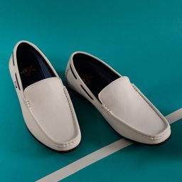ID Men White Solid Casual Slip-Ons Loafers-image-50