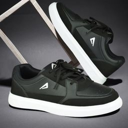 IMPAKTO Women Round Toe Sneakers-31