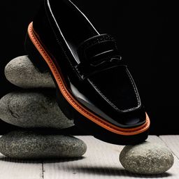 HEEL YOUR SOLE Women Colourblocked Leather Sneakers-41