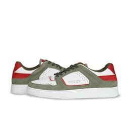 mccoy Men Colourblocked Round Toe Massage Footbed Leather Sneakers-17