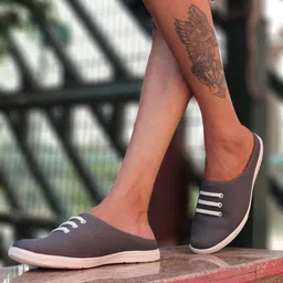 FAUSTO Men Grey Textured Slip-On Sneakers-28