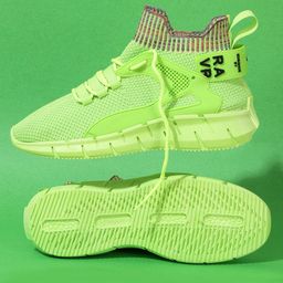 RapidBox Men Green Woven Design Sneakers-image-2