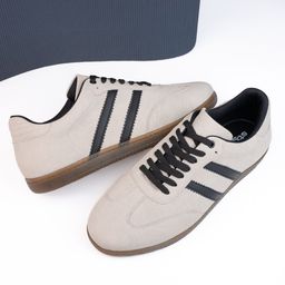 Styli Men Contrast Striped Court Sneakers-57