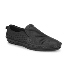 Egoss Men Textured Leather Slip-On Loafers-image-87