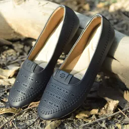 Liberty Women PRESSY Perforations Slip-On Sneakers-35
