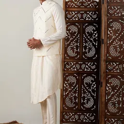 VASTRAMAY Angrakha Kurta With Pyjamas & Mirror Work Jacket-picture-42