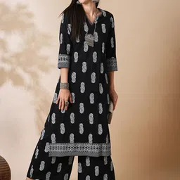 Globus Black Paisley Printed Regular Kantha Work Pure Cotton Straight Kurta with Palazzos-picture-37