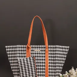 Bagsy Malone Geometric Printed Structured Tote Bag-13
