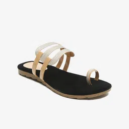 Misto Women Black One Toe Flats-image-10