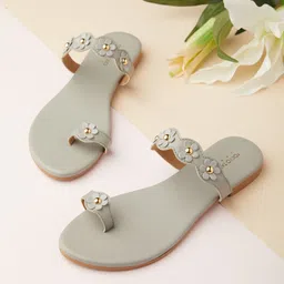 Tokyo Talkies Women Grey Embellished One Toe Flats-image-43