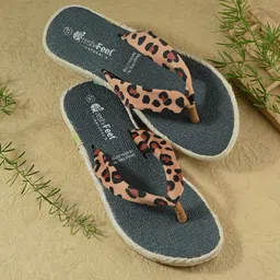 FRESH 1947 FEET Women Printed Open Toe Flats-32