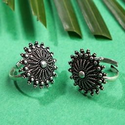 SOHI Oxidised Silver-Plated & Design Detailed Toe Ring-image-0