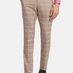Blackberrys Men B-91 Checked Low-Rise Easy Wash Formal Trousers-image-95
