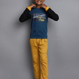 V-Mart Boys Printed T-shirt With Trousers-image-89