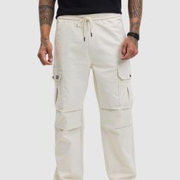 Snitch Men Cream-Coloured Smart Mid-Rise Regular Fit Cargo Trousers-image-23