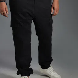 Freeform by High Star Men Relaxed Mid-Rise Cotton Plain Straight Fit Cargos Trousers-23