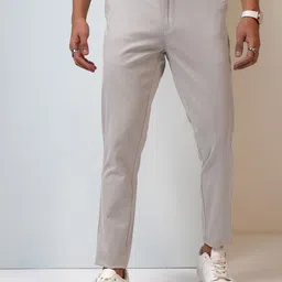 HIGHLANDER Men Mid-Rise Zip Flat-Front Cotton Tapered Fit Chinos Trouser-image-16