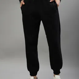 GANT Men Mid-Rise Skinny Fit Pure Cotton Joggers-image-4