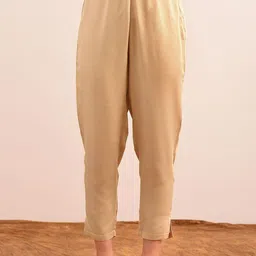 JAYPORE Women Relaxed Regular Fit Mid-Rise Cropped Trouser-image-42