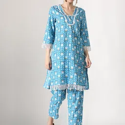 Anouk Ethnic Motifs Printed V-Neck Kantha Work Pure Cotton Kurta with Trousers-23