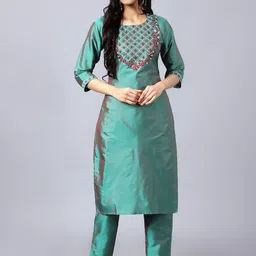 V TRADITION Yoke Design Mirror Work Straight Kurta with Trousers-image-81