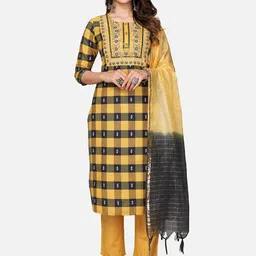 Vbuyz Women Yellow & Black Embroidered Cotton Blend Kurti with Trousers & With Dupatta-image-7