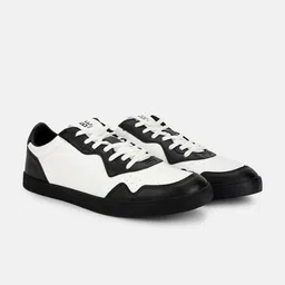 United Colors of Benetton Men Colourblocked Comfort Insole Sneakers-image-67