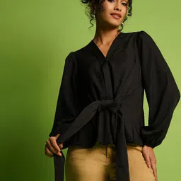 Globus Solid V-Neck Tie-Up Detail Peplum Top-image-22